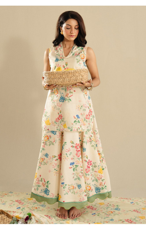 Spanish Cream Outfit